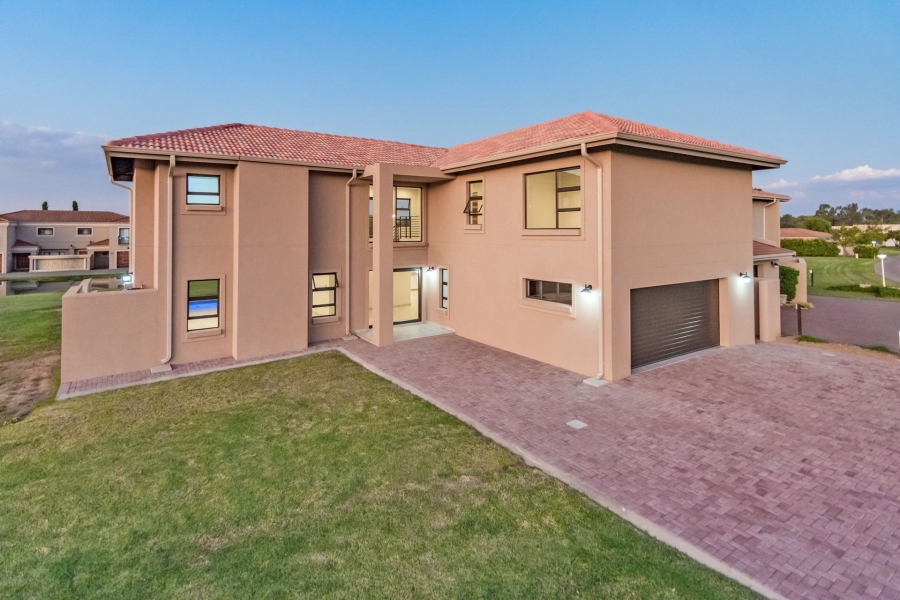 4 Bedroom Property for Sale in Club Milos Estate Free State